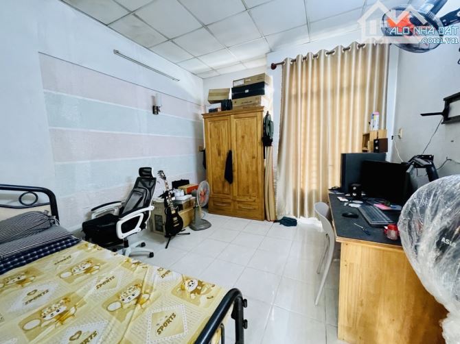 BÁN NHÀ LÊ ĐỨC THỌ - 3 TẦNG - 4X18 - HẺM 6M, PHÂN LÔ, PHƯỜNG 15 GÒ VẤP - GIÁ 7.7 TỶ - 8