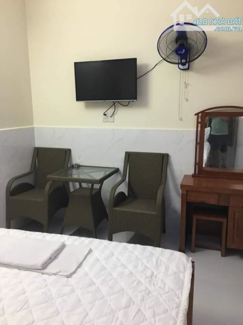Khách Sạn Ngang 10,4m, Kế Bên Cao Đẳng Giao Thông Quận 12, Thu nhập ổn - 9