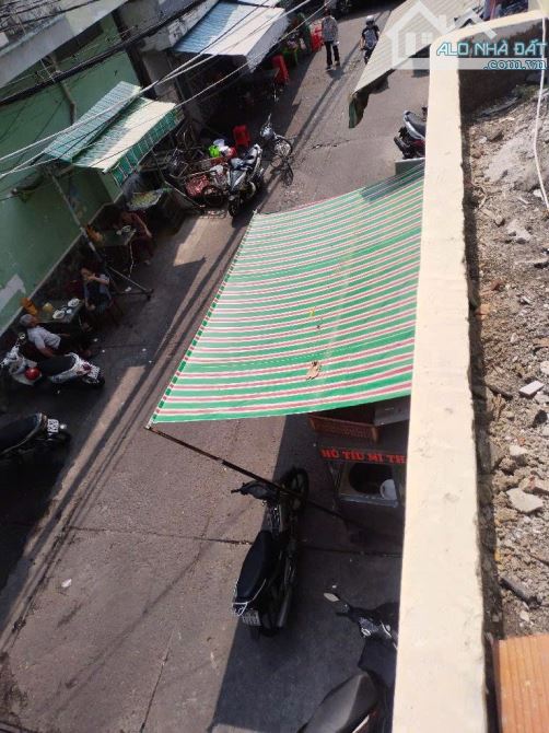 Nhà bán: đường Bình Tiên. Q 6. DTSD 37m2. 3 tầng. Giá 4,8 tỷ - 9