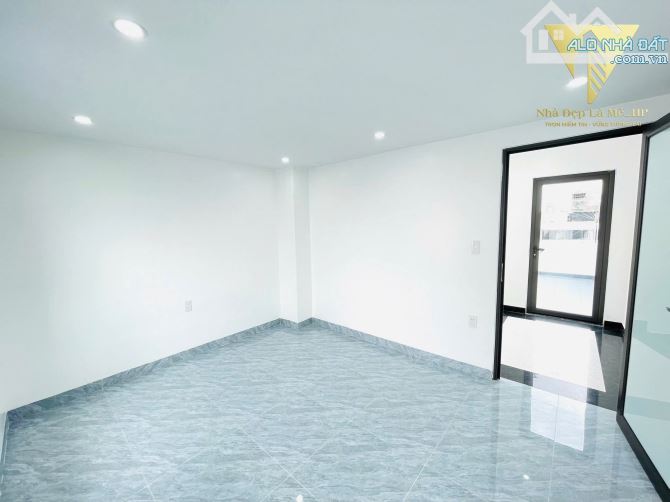 Bán nhà 4 tầng tại Hồ Sen , Dư Hàng Kênh ,Lê Chân Giá 5 ty2 - 9
