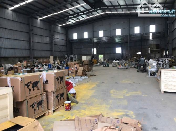 Cần cho thuê kho xưởng 1100m2  tại Thị trấn Chúc Sơn, Chương Mỹ,Hà Nội.Giá 55,000/m2.