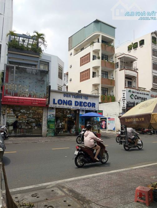 Siêu Khan Hiếm Nhà Tôn Thất Tùng P.Bến Thành Q1, DT:4x16m, 4 Tầng, HĐT:80tr, Giá:22Tỷ