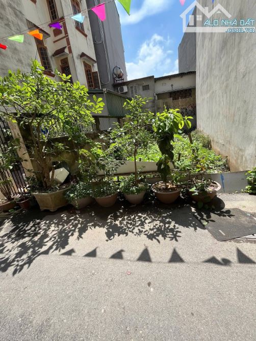 LÔ ĐẤT HOA HẬU, GẦN BẾN XE YÊN NGHĨA, HÀ ĐÔNG, DT 50M2, MT 4.4M, GIÁ 7,35 TỶ, Ô TÔ VÀO