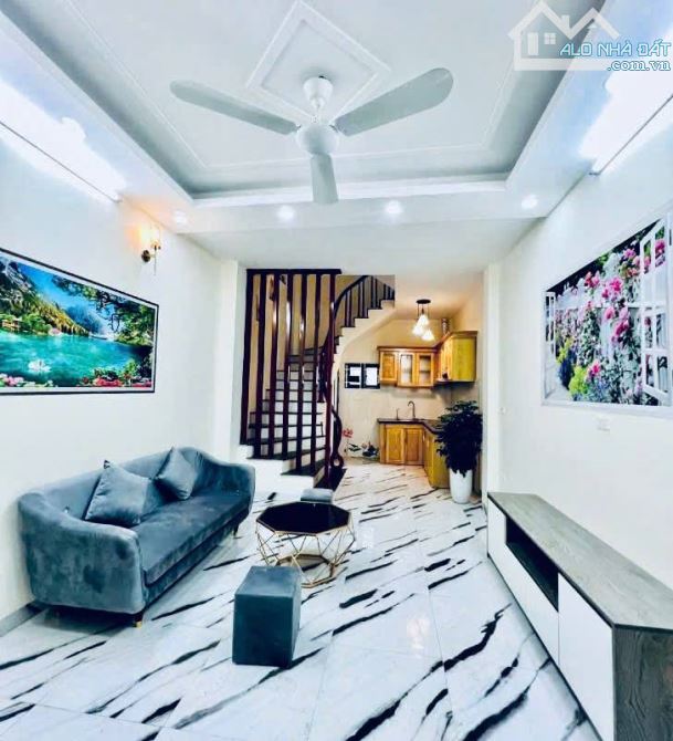 NHÀ MỚI LÔ GÓC, CHỢ TỔ 11 YÊN NGHĨA, HÀ ĐÔNG, DT 31M2, 5 T, MT 3M, GIÁ 5.3TỶ, KĐT ĐÔ NGHĨA