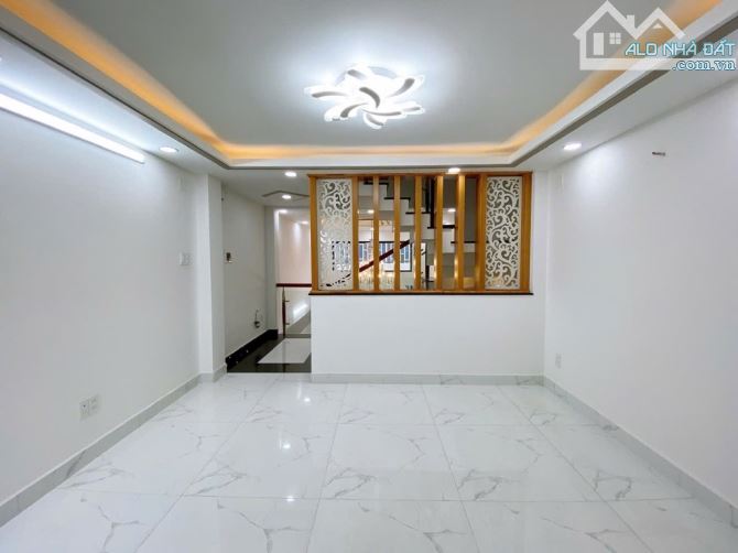 BÁN NHÀ MỚI LENG KENG QUANG TRUNG – P.11 GÒ VẤP - 5 TẦNG - 4PN - 7.34 TỶ