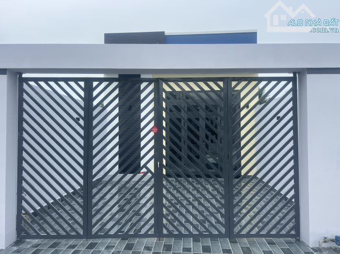 Bán nhà trệt mới xây mặt đuờng xe 7 chỗ ngay phía sau BV đa khoa TG mới,Phuớc Thạnh Mỹ Tho