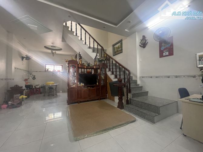 BÁN NHÀ MỚI DỌN VÀO Ở LUÔN TRUNG TÂM P.THẮNG NHẤT GẦN CHỢ / 105M2 HẺM DÂN TRÍ 2 Ô TÔ