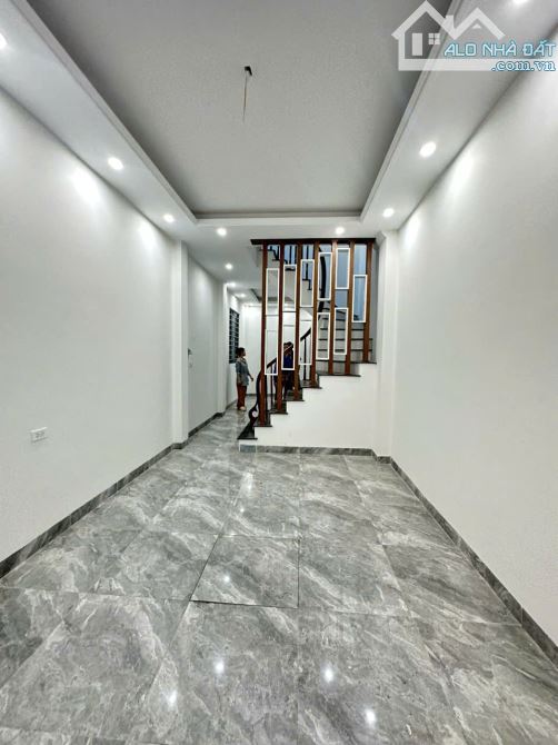 Bán nhà xây mới Yên nghĩa - 35m cầu thang giữa -phòng nào cũng có cửa - giá chỉ 5ty5