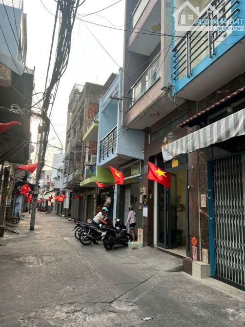 NHÀ ĐẸP HẺM XE HƠI CAO VĂN LẦU DT(3.4X18)NỞ HẬU 5.4M GIÁ 11.8 TỶ