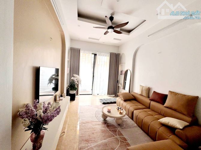 PHÂN LÔ TÔ VĨNH DIỆN THANH XUÂN 2 MẶT THOÁNG 39m 5 TẦNG MT 3.5m 13.9 TỶ Ô TÔ LÙI TẬN CỬA