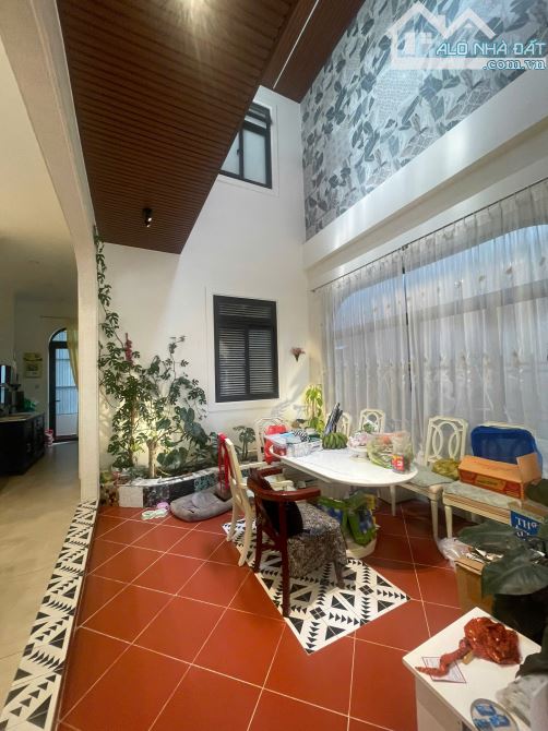 🏡CẦN BÁN CĂN NHÀ HỒ XUÂN HƯƠNG NGAY VƯỜN HOA ÁNH SÁNG –  ĐÀ LẠT - 9.5 TỶ