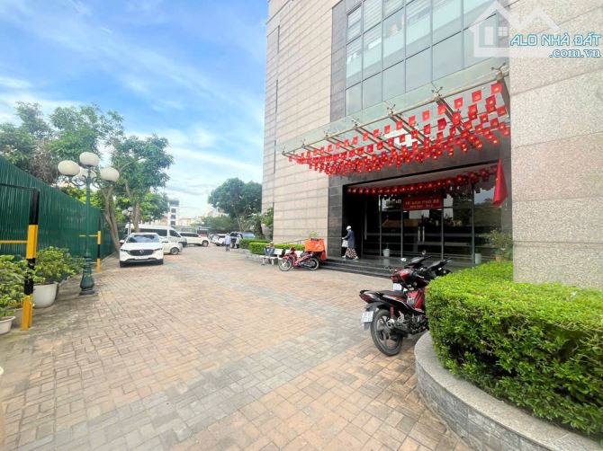 CĂN HỘ LÔ GÓC – VIEW CÔNG VIÊN CẦU GIẤY – 110M² – 3 NGỦ – GIÁ 8.45 TỶ (CG_N07B1)