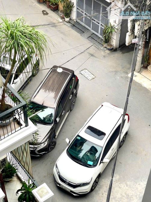 THANG MÁY, NHÀ ĐẸP AN DƯƠNG 50M2, Ô TÔ ĐỖ CỬA, SỔ VUÔNG ĐẸP, 2 THOÁNG
