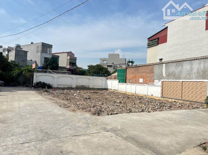 Bán 5lô đất trung tâm phường Trần Hưng Đạo TPThái Bình gần nhà hàng Đông Dương chỉ hơn 3ty