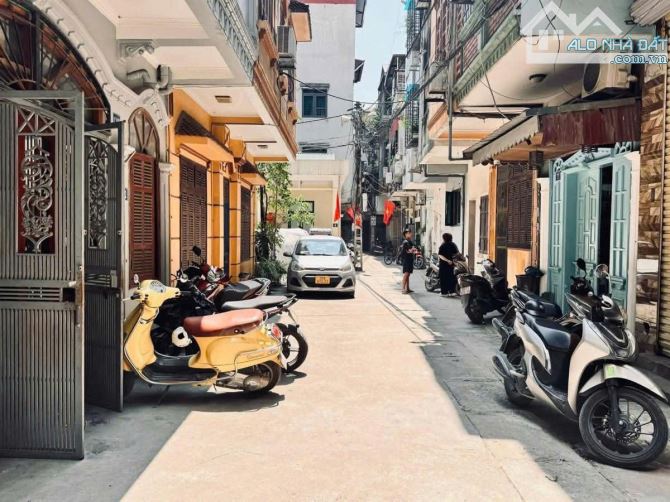 BÁN NHÀ THANH BÌNH-HÀ ĐÔNG,LÔ GÓC 3 THOÁNG,PHÂN LÔ Ô TÔ TRÁNH KD,DT32M,X4T,GIÁ 6,45 TỶ