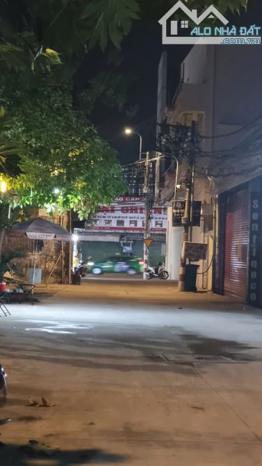 CẦN BÁN DÁY TRỌ DIỆN TÍCH SIÊU TO.350M2.CHỈ CÒN 12.5TỶ.