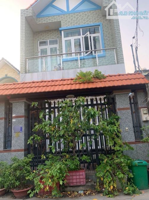 Nhà đẹp 1 trệt 1 lầu 4PN MT đường Đặng Nghiêm, TP thủ đức 150m2 đất ở Sổ riêng