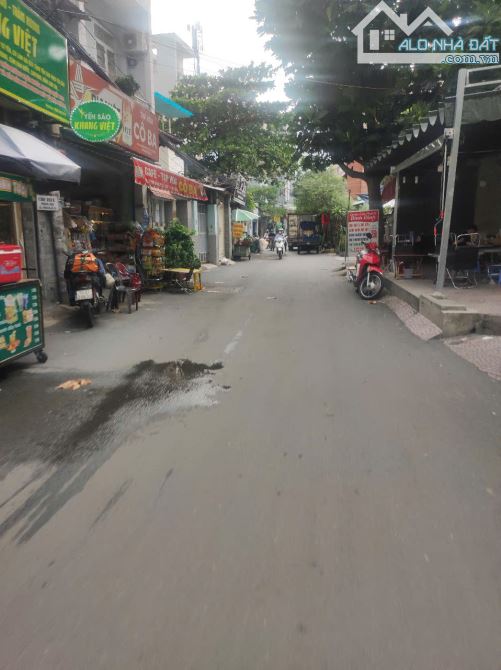 Bán nhà mặt tiền Trần Bá Giao, DT: 5x17m , 73m2, giá tốt 9.4 tỷ