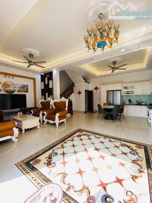 Nhà đẹp xây ở thuộc khu đô thị Thiên phú