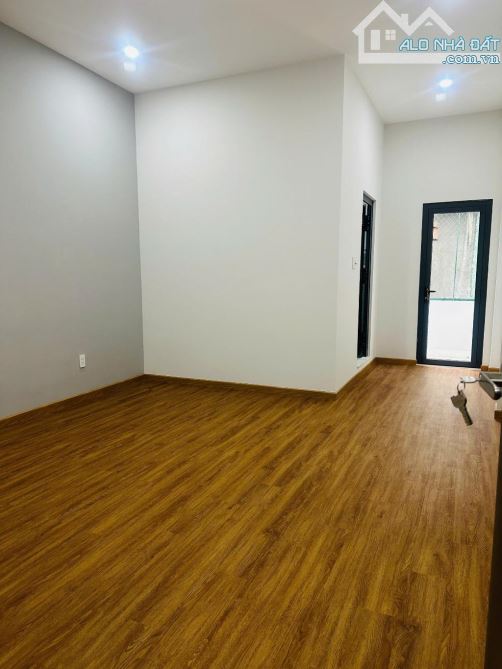 Nhà mặt tiền 4x15m ngay chợ Tân Mỹ, phường Tân Phú, quận 7 - Hơn 10 tỷ