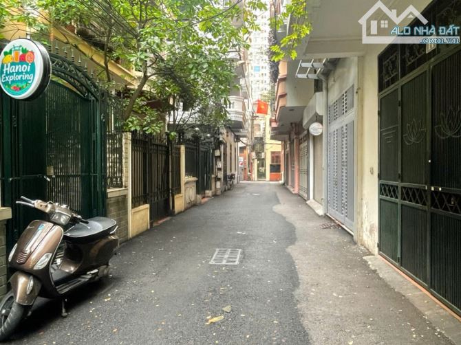 BÁN NHÀ MẶT NGÕ GẦN PHỐ 13,5 TỶ 56m 4 TẦNG MT 4m Ô TÔ 4 CHỖ ĐỖ CỬA VÕNG THỊ TÂY HỒ