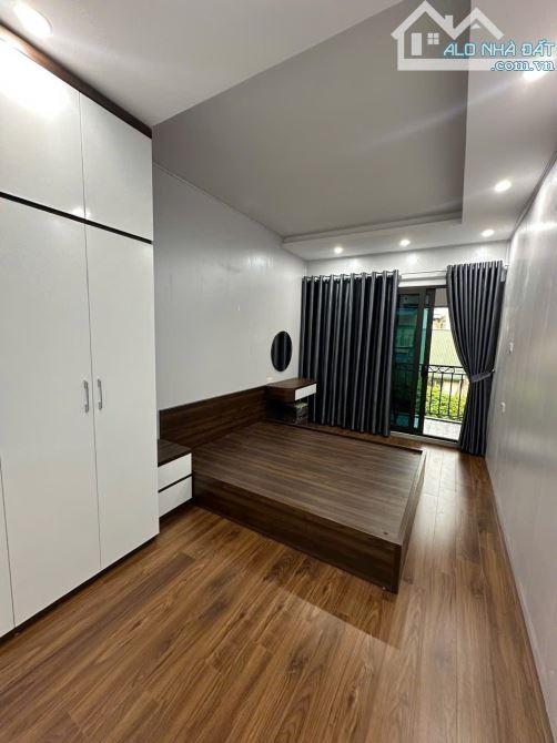 Cực rẻ! Tập thể Thanh Xuân, 70m, 2 ngủ, 2vs, sdcc, chỉ 2.9 tỷ