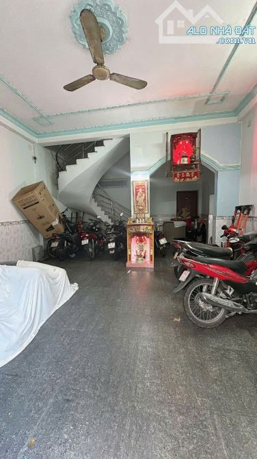 CHDV TRỊNH ĐÌNH THẢO – 85M² – 4 TẦNG – 10 PHÒNG KÍN - KD DÒNG TIỀN – GIÁ 9.5 TỶ TL
