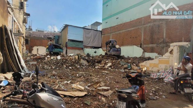Bán lô đất siêu đẹp sát TP Long Khánh, 5000m2 có 200m2 thổ cư, xây nhà vườn