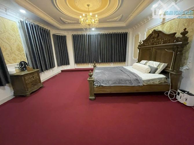 BÁN NHÀ, đường Đặng Văn Ngữ, Q. Phú Nhuận, Kc 1Trệt 4 lầu cao cấp  Dt:7 x 9m. Giá 15tỷ900 - 11