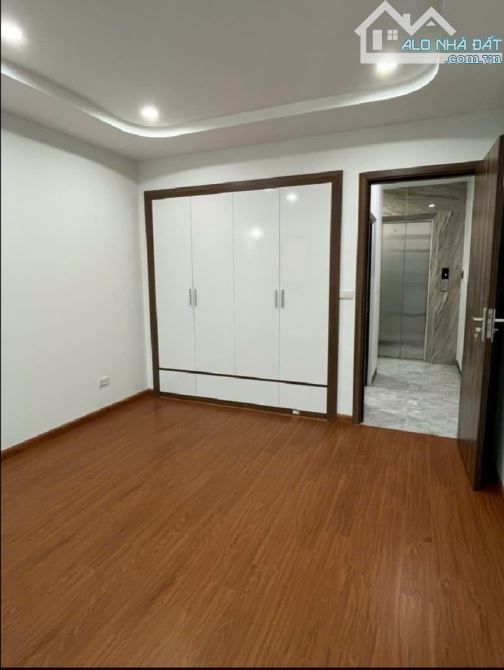 8.5 Tỷ/ 6 tầng thang máy/ 3.6 M tiền/ 1 nhà ra phố thạch Bàn - 11