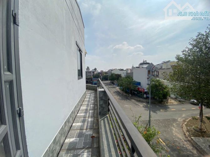 Nhà góc 2 mặt tiền trung tâm hành chính Dĩ An, Phường Dĩ An, Tp Dĩ An. - 11