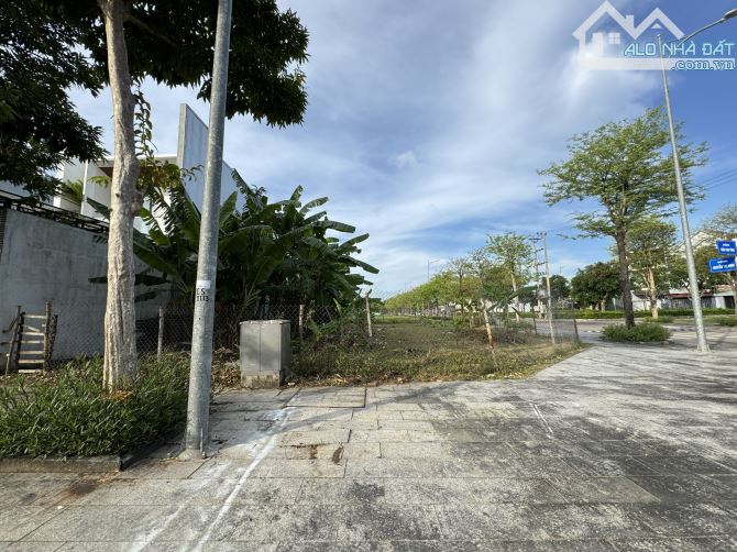 LÔ GÓC SIÊU ĐẸP NGAY ADB TÂN THẠNH- DT 362,5M2 - GIÁ 9,5 TỶ - 1