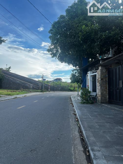 Siêu phẩm đất 262m2 mặt tiền đường Ông Ích Khiêm, Nội Thành Huế. Khổ đất đẹp ❌ - 1