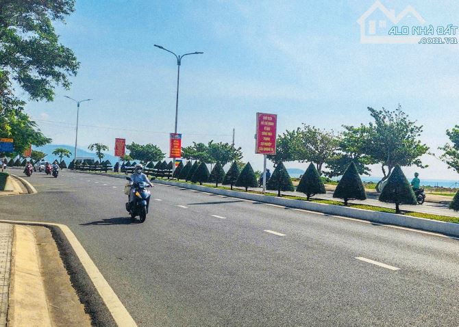 Bán đất view biển mặt đường phạm văn đồng nha trang - 1