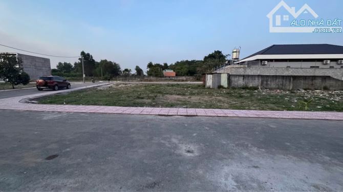💥 Giá chỉ từ 1 tỷ 4 – Cơ hội đầu tư và an cư cực kỳ hấp dẫn! - 1