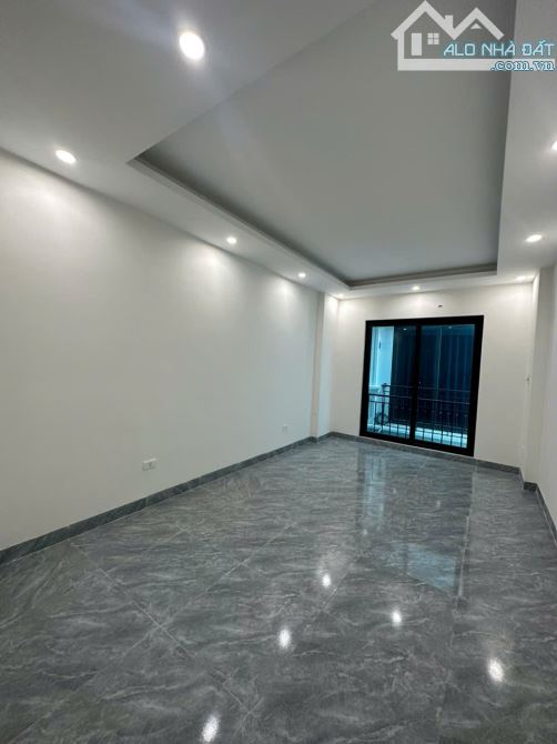 Bán nhà xây mới Yên nghĩa - 35m cầu thang giữa -phòng nào cũng có cửa - giá chỉ 5ty5 - 1