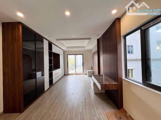 Nhà có sân riêng đỗ ô tô DT 3Tx60m, Về ở luôn. Gần chợ UBND xã. Gần KĐT Đô Nghĩa YN - 1