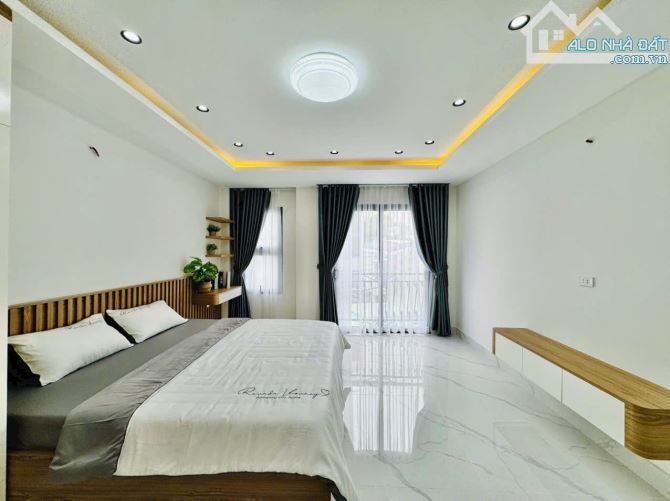 BÁN NHÀ NGAY LÊ QUANG ĐỊNH PHƯỜNG 1 GÒ VẤP, 40M2 5 LẦU 3PN KHÉP KÍN, CHỈ NHỈNH 6T - 1