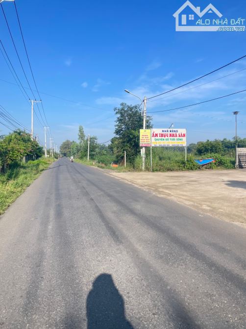 Mặt tiền chính đường Mỹ Xuân Tóc Tiên dài 50m cắt lỗ 35% giá trị ban đầu