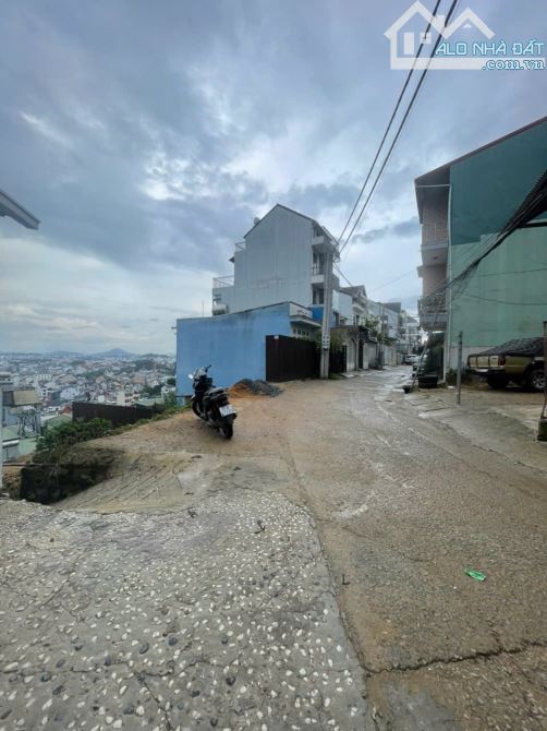 🏡 BÁN LÔ ĐẤT Hẻm Ngô Thì Sỹ – P.4, ĐÀ LẠT - 5.5 TỶ - 1