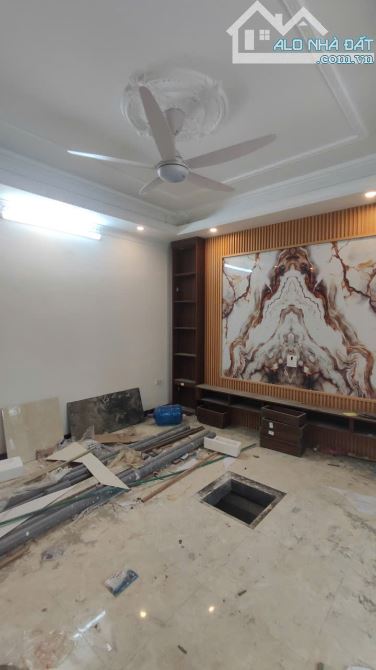 MẶT NGÕ KINH DOANH, Ô TÔ TRÁNH, NGUYỄN VĂN LINH LB 35M 6T MT 7.2M CHỈ HƠN 9 TỶ - 1