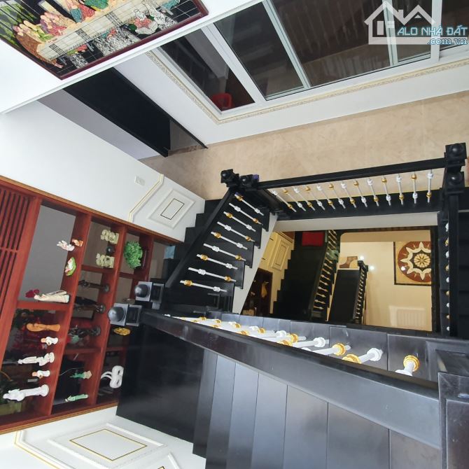 Biệt Thự 1 Hầm 4 Tầng 8x28M Đường 15M Thông Bàn Cờ  Vị Trí Ngay Lý Thường Kiệt, Giá 41Tỷ - 1