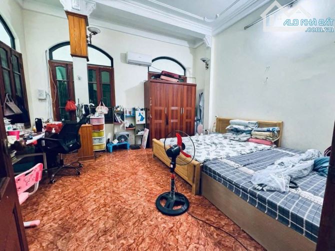 BÁN NHÀ THANH BÌNH-HÀ ĐÔNG,LÔ GÓC 3 THOÁNG,PHÂN LÔ Ô TÔ TRÁNH KD,DT32M,X4T,GIÁ 6,45 TỶ - 1