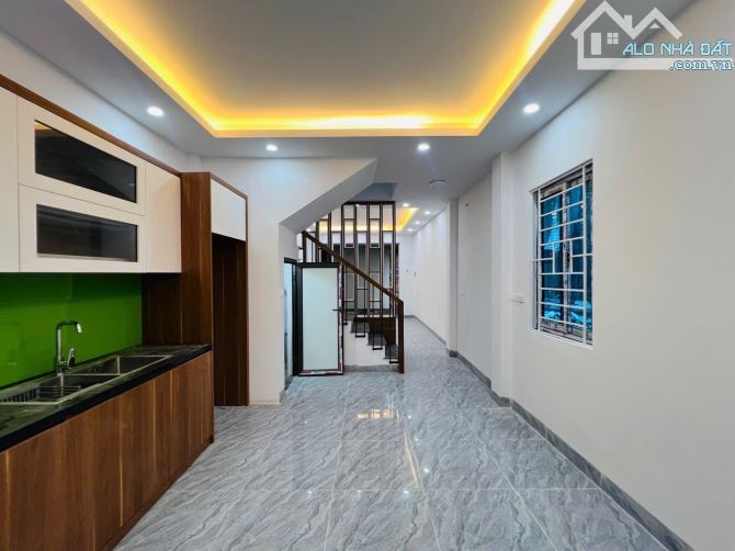 Bán nhà phố Định Công 40m2 giá 3 ti - 1