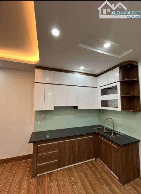 8.5 Tỷ/ 6 tầng thang máy/ 3.6 M tiền/ 1 nhà ra phố thạch Bàn - 1