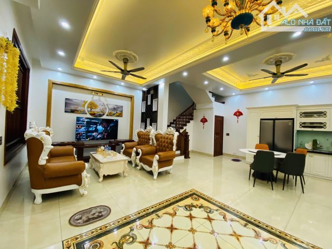 Nhà đẹp xây ở thuộc khu đô thị Thiên phú - 1