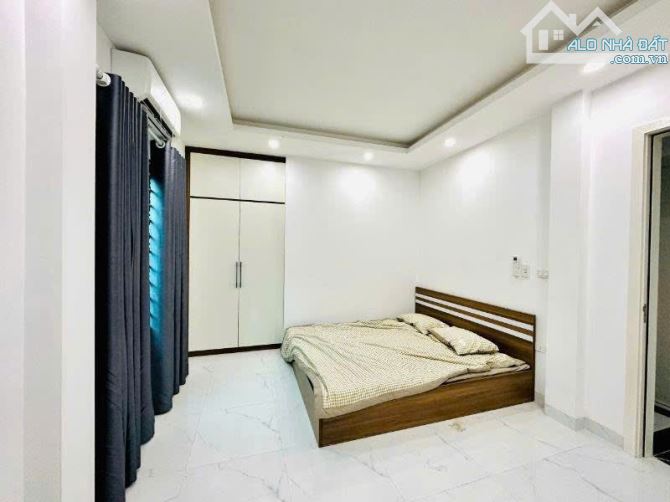 Tòa CHDV ĐỘI CẤN, 83M2, 7 TẦNG, 18 PHÒNG, DT Hơn 70tr/tháng. Giá 16.5 tỷ - 1