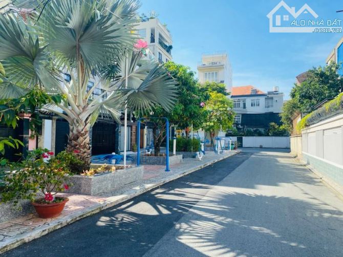 Hẻm 8m Bàu Bàng, P13, TB DT: 5,4x27m nở hậu 7m nhà Trệt 3 lầu 20,9 tỷ - 1
