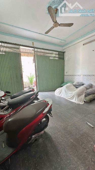 CHDV TRỊNH ĐÌNH THẢO – 85M² – 4 TẦNG – 10 PHÒNG KÍN - KD DÒNG TIỀN – GIÁ 9.5 TỶ TL - 1