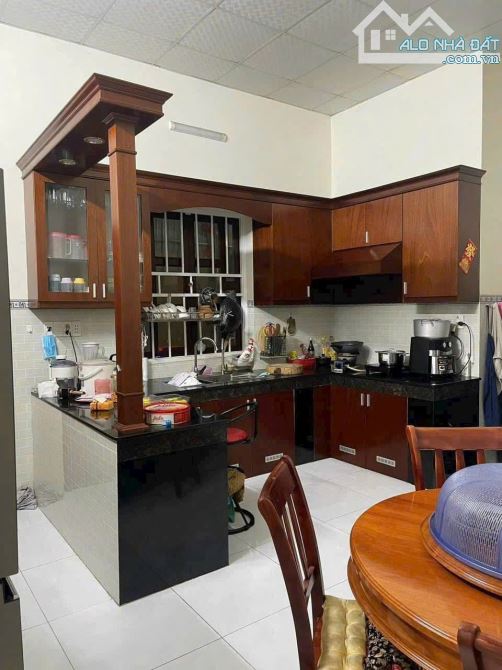 BÁN NHÀ tặng KHO, MT DX, PHÚ AN, TP.BẾN CÁT, DT:10x42, TC100M2, SHR, GIÁ 3,9 TỶ - 1